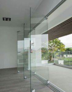 Frameless doors