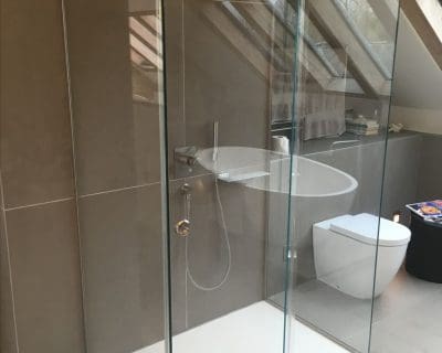 The Power of Aluminum and Glass