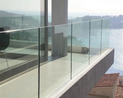 The Safety of Glass Balustrading (glass balcony and staircase)
